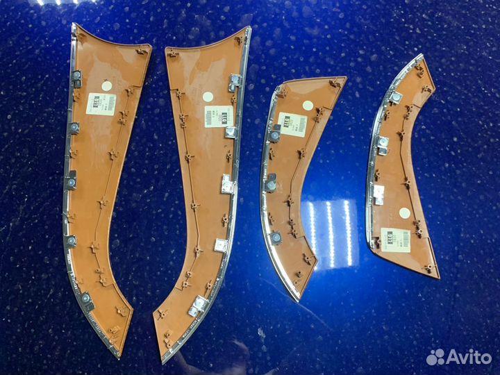 Консоль и вставки в дверные карты infiniti fx qx70