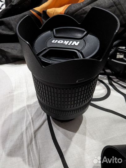 Зеркальный фотоаппарат Nikon D7000 + 2 объектива