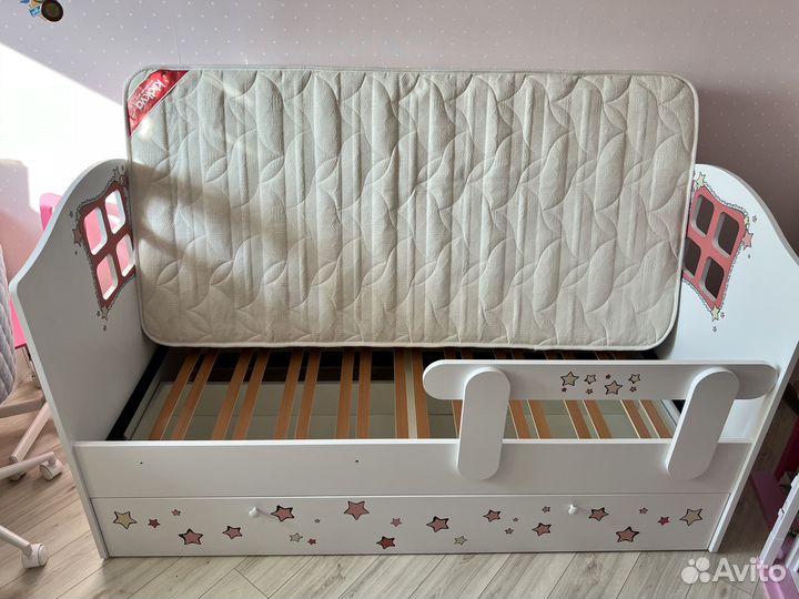 Кровать детская Клюква