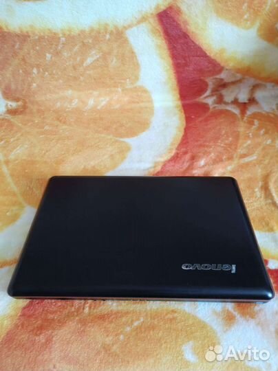 Ноутбук lenovo