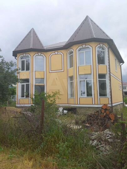 Дом 180 м² на участке 10 сот.