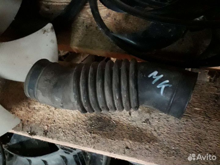 Патрубок воздушного фильтра Geely MK