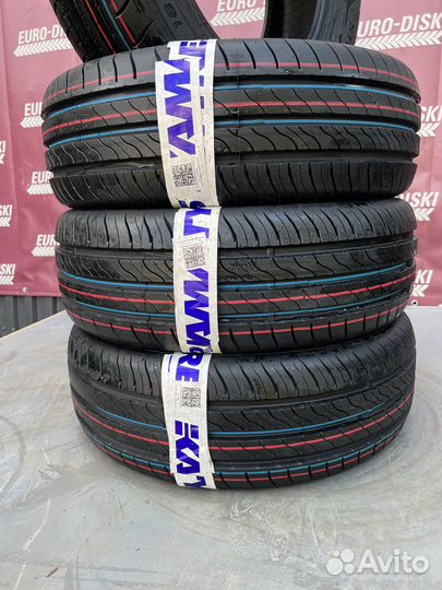 Viatti Strada 2 (V-134) 215/60 R16 99V