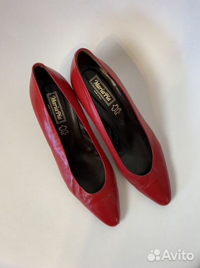 Красные итальянские кожаные туфли-лодочки 39 р
