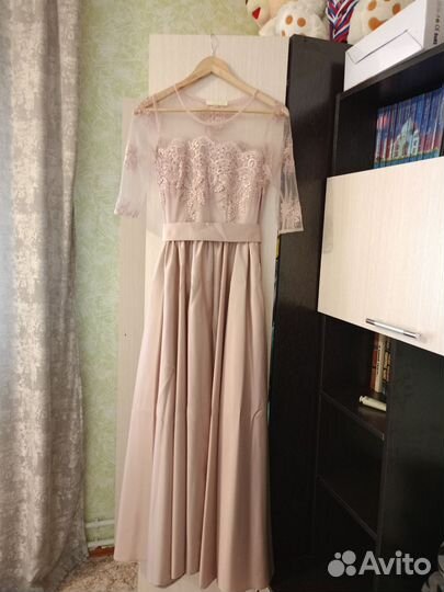 Вечернее платье в пол