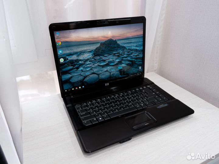 Офисный ноутбук Hewlett-Packard (HP)