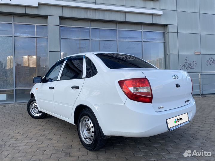 LADA Granta 1.6 МТ, 2013, 123 678 км