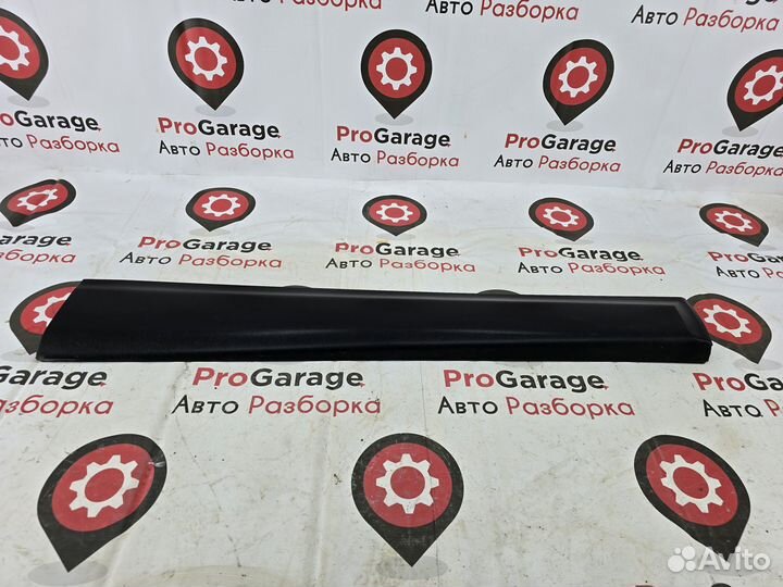 Молдинг двери передней правой Nissan Qashqai J11