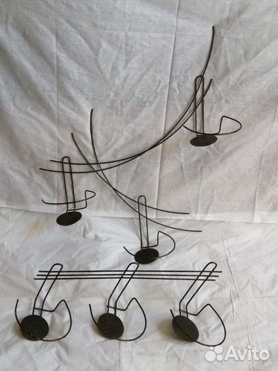 Подставка для цветов настенная