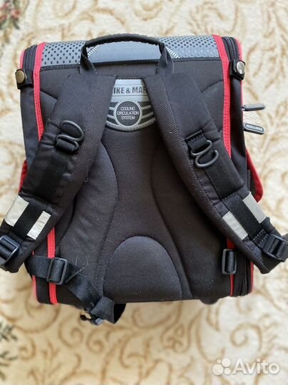 Рюкзак/портфель/ранец школьный