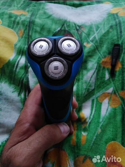 Электробритва Philips