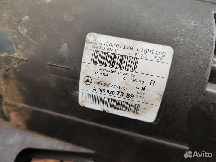 Фара правая Mercedes W166 ML в сборе оригинал