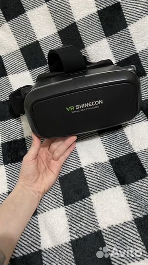 Шлем виртуальной реальности для телефона