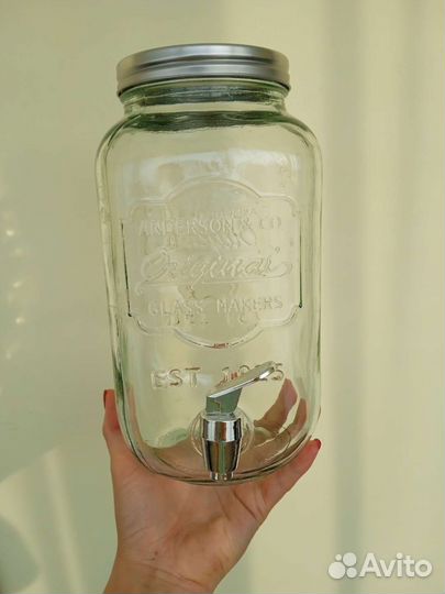 Лимонадница банка с краном