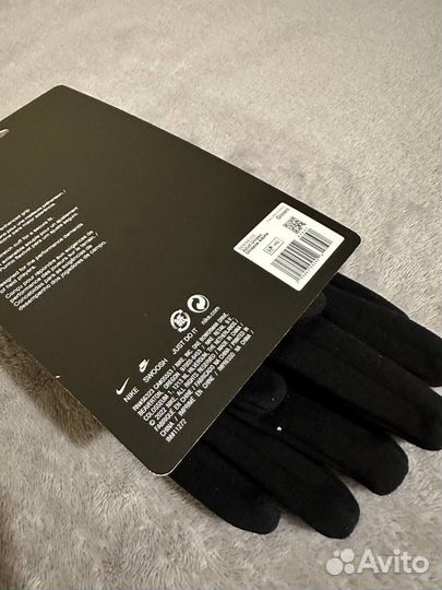 Перчатки Nike Dri-FIT