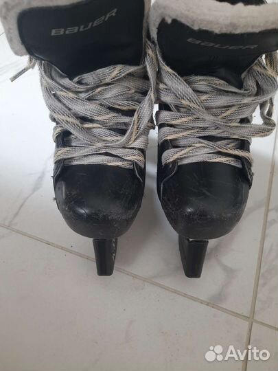 Хоккейные коньки bauer детские