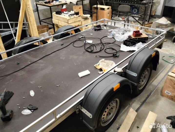 Прицеп одноосный 1,3х2 с документами