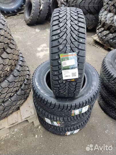Pirelli Formula Ice 215/65 R16 98T