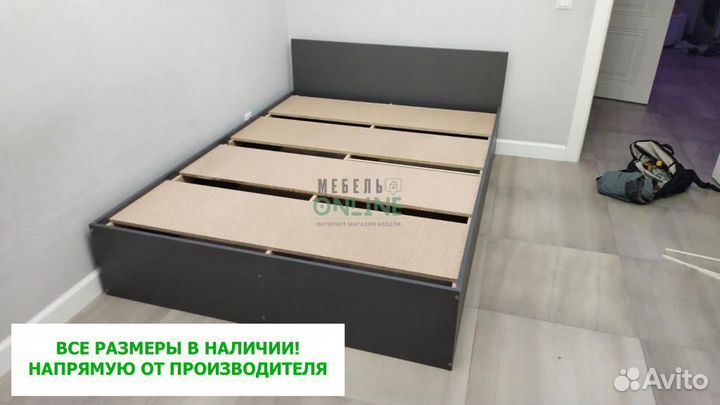 Кровать