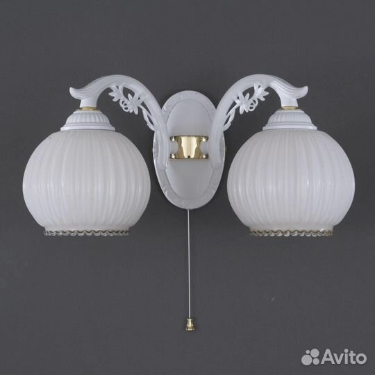 Бра настенный металлический со стеклом Италия