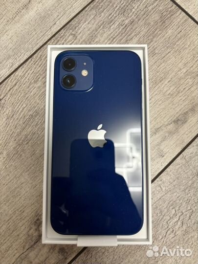 iPhone 12, 64 ГБ