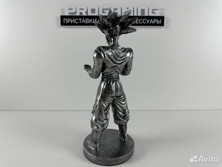 Фигурка держатель для геймпада Dragon Ball Z