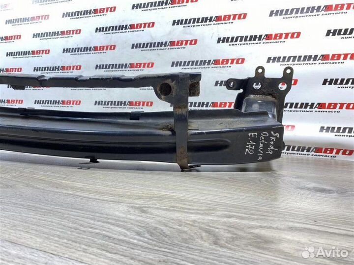 Усилитель переднего бампера Skoda Octavia A5 1Z