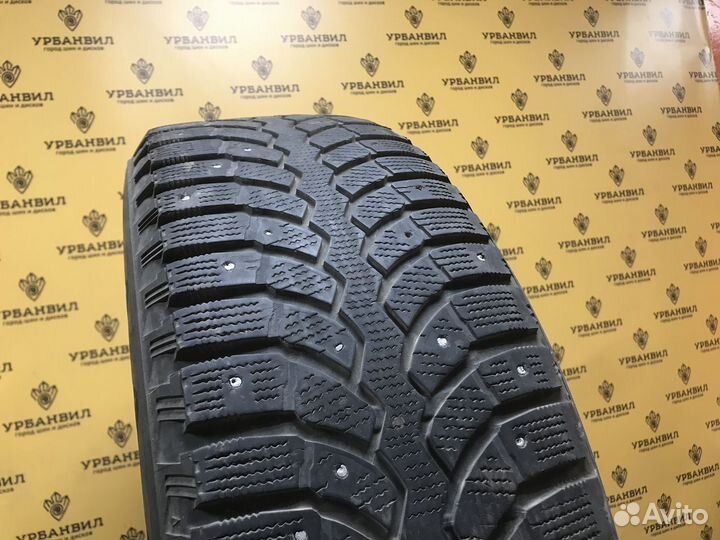 Bridgestone Blizzak Spike-01 225/65 R17 106T