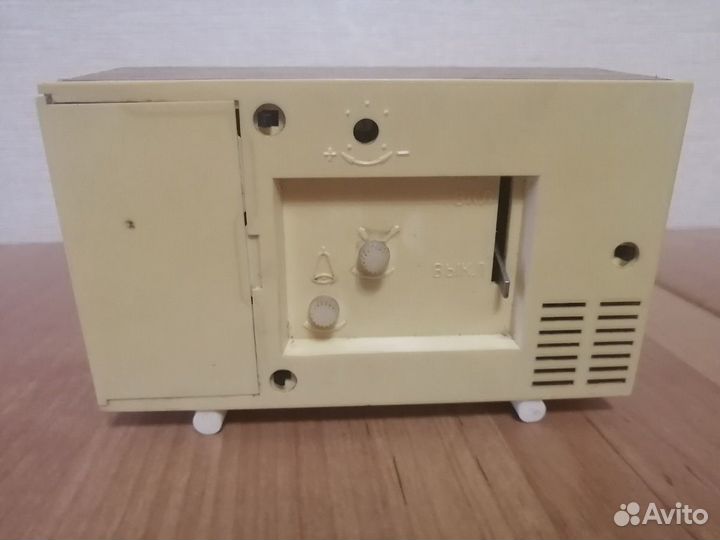 Настольные часы