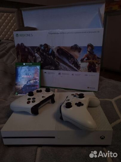 Xbox one s 1tb с играми