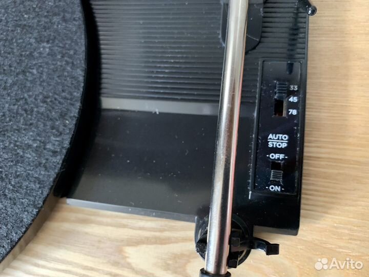 Виниловый проигрыватель Ion Max LP wood