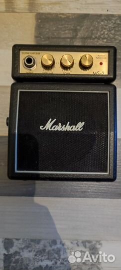 Гитарный комбоусилитель