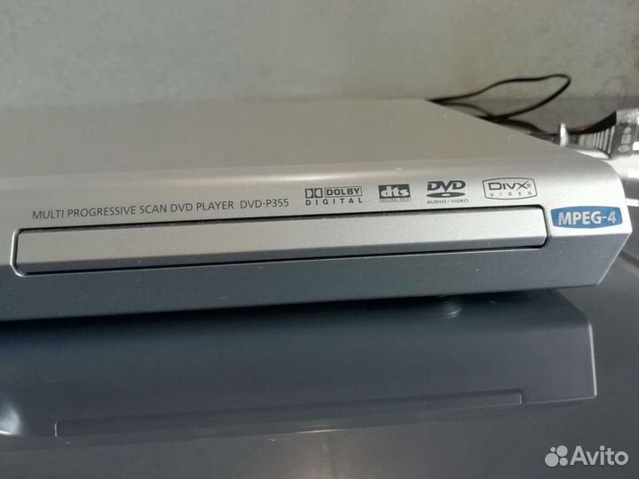 DVD плейер samsung