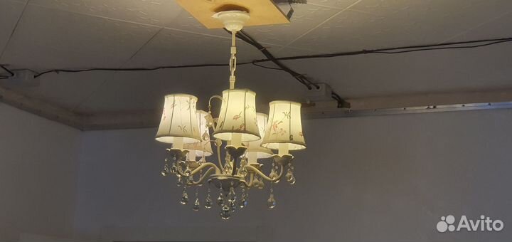 Люстра потолочная