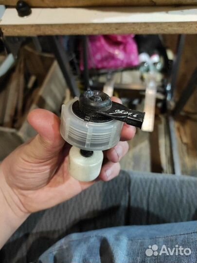 Датчик уровня тормозной жидкости 21012103-3505111А