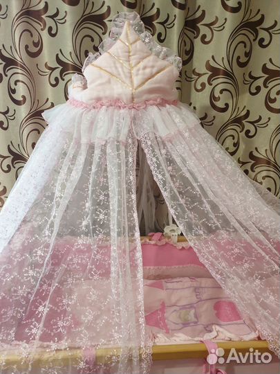 Балдахин с держателем и бортики