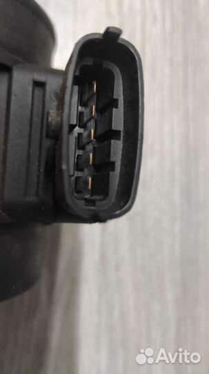 Расходомер воздуха Opel Vectra 24404016