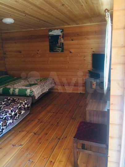 Комната 20 м² в 1-к., 1/2 эт.