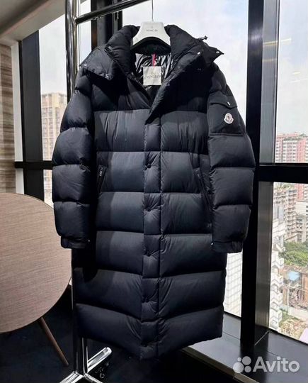 Пуховик Moncler