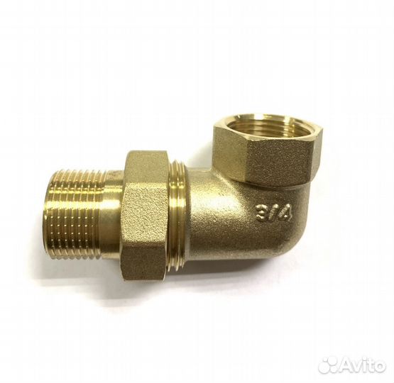Угловое разъемное соединение (американка латунная)