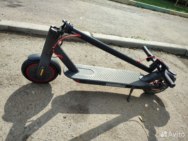 Электросамокат xiaomi m365 pro