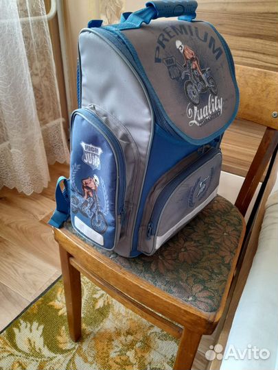 Школьный рюкзак