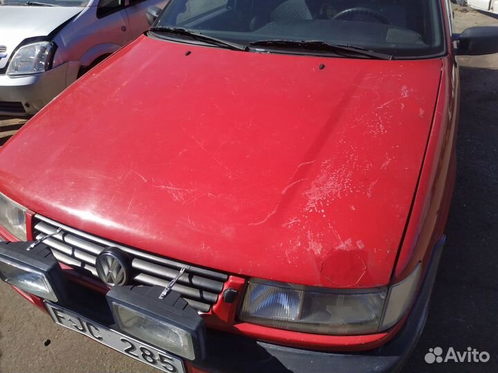 Замок двери Volkswagen Passat 4 (1994-1996)