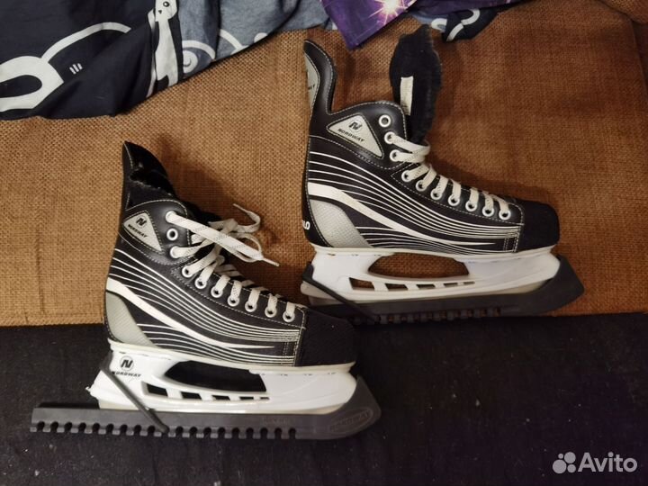 Хоккейные коньки Nordway