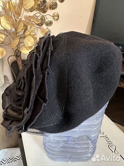 Берет новый женский