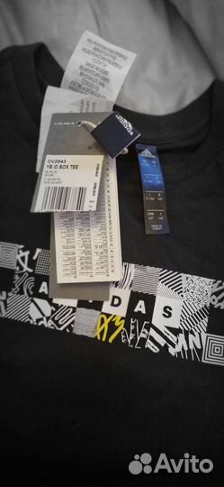 Футболка adidas спортивная