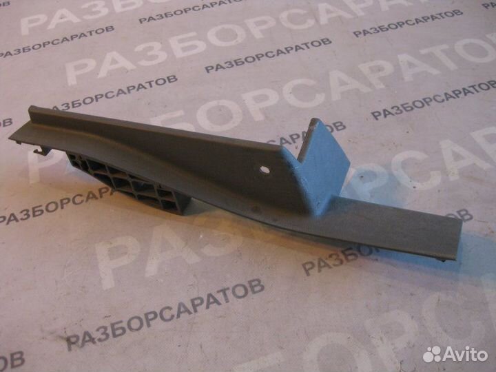 Накладка порога (внутренняя) задняя правая Ford