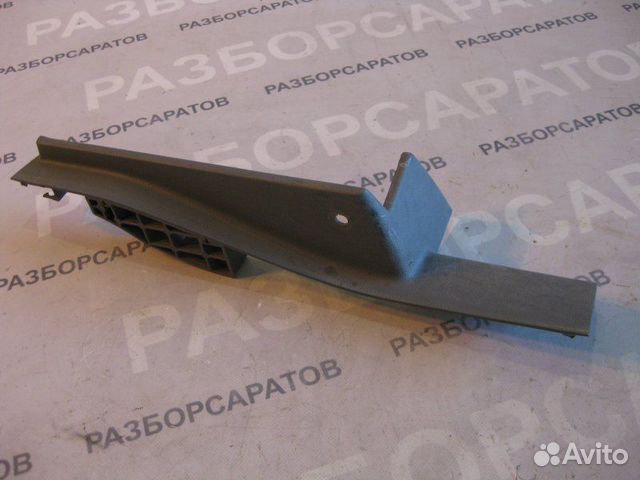 Накладка порога (внутренняя) задняя правая Ford