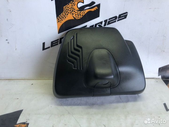 Крышка зеркала Volvo S60 B5254T5 2011