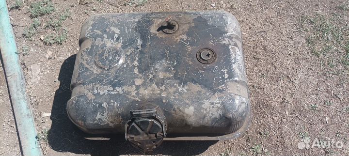 Топливный бак